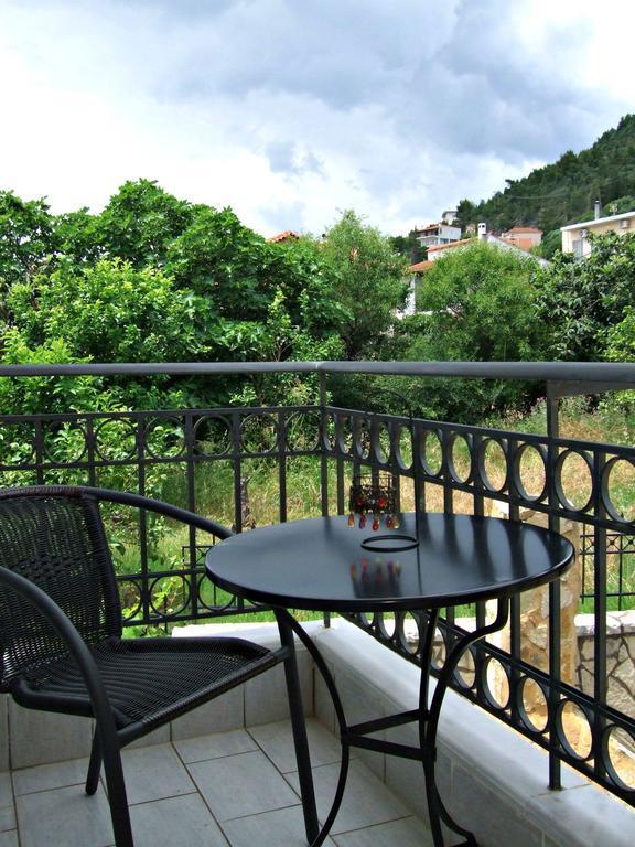 Kristallia Rooms โมนาสติรากี ภายนอก รูปภาพ